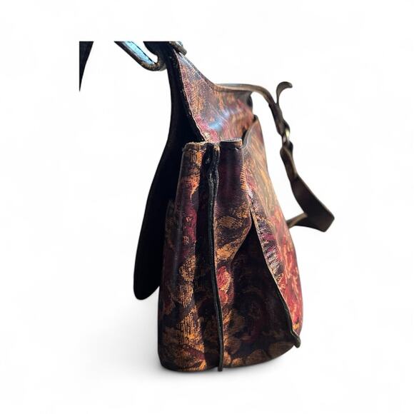 Patricia Nash London Saddle Bag and wallet in  Vintage Floral Brocade print. - Picture 3 of 11